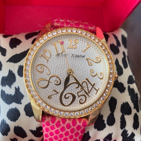 Betsey Johnson pink snakeskin watch - Picture 1 of 3